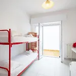 100 Metri Dal Mare Relax A Due Passi Dal Centro Апартаменты Финале Лигуре