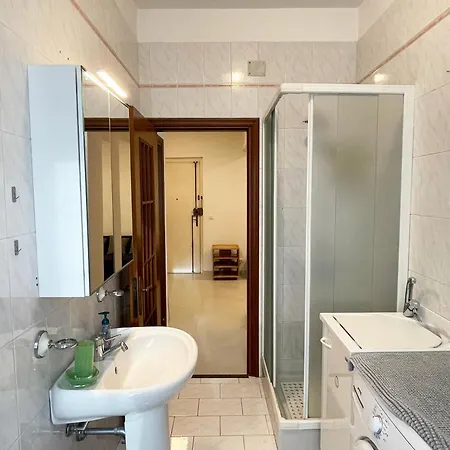 דירה 100 Metri Dal Mare Relax A Due Passi Dal Centro פינאלה ליגורה