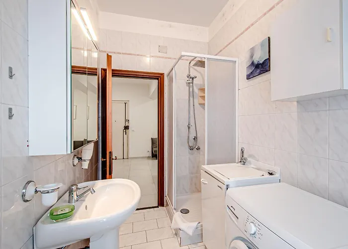 Appartement 100 Metri Dal Mare Relax A Due Passi Dal Centro Finale Ligure